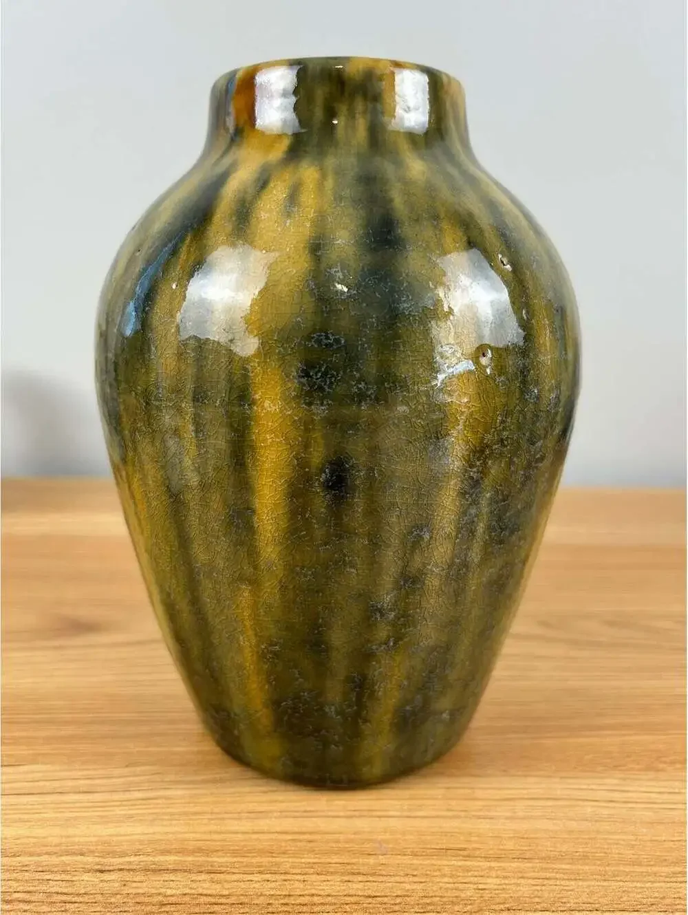 Peters and Reed (Zane) Art Pottery Black and Yellow Mottled Glaze 7.5